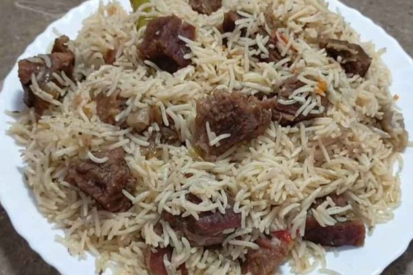 Beef-Yakhni-Pulao-800x562